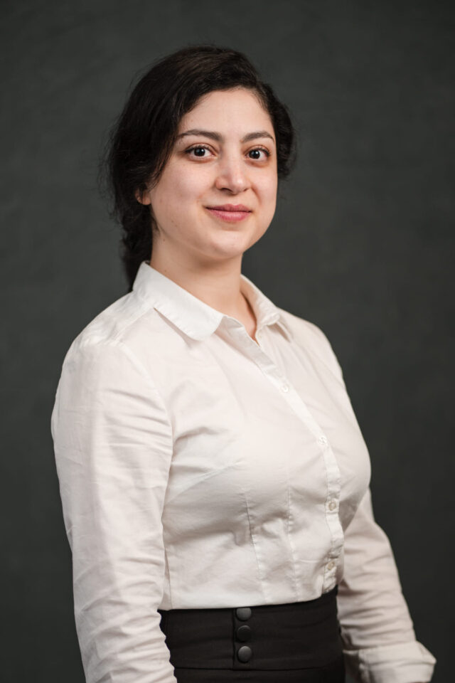 Narges Hosseini
